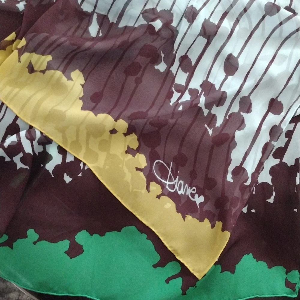 Diane Von Furstenberg scarf
